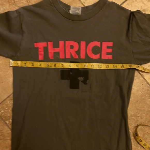 Vintage 2003 Thrice The Artist in the Ambulance Band Concert Tour Tee Shirt Y2K - Picture 7 of 9